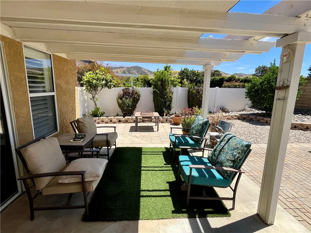 10980 Bel Air Drive, Cherry Valley, California 92223 home-pic-16