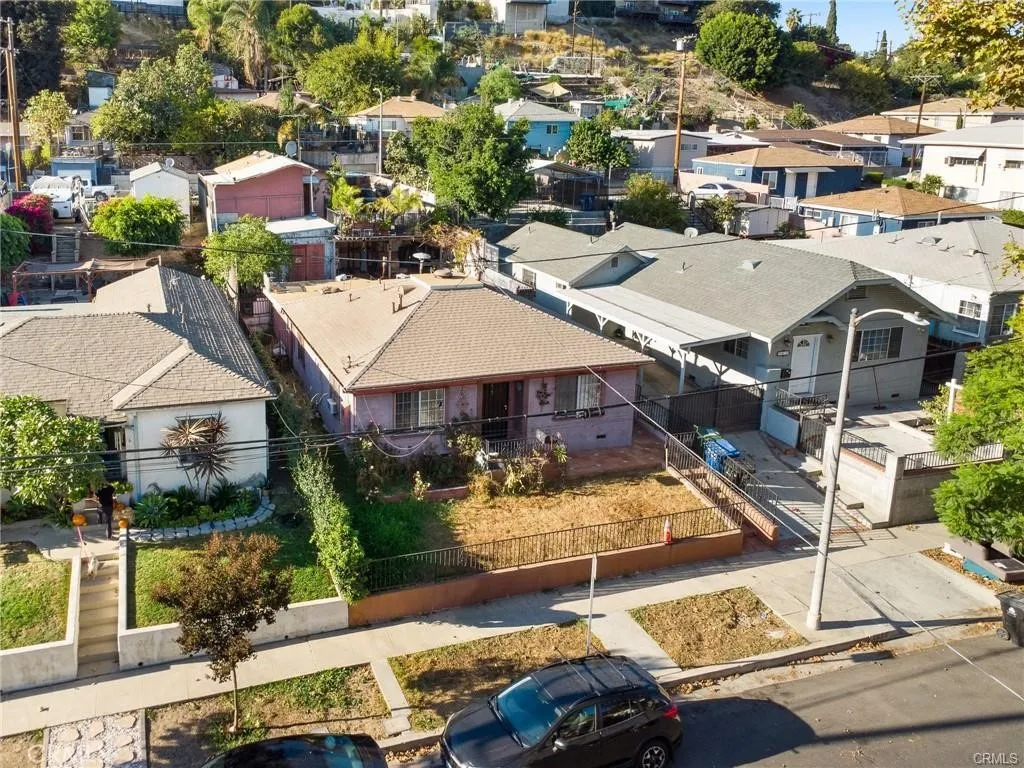 2823 Budau Avenue, Los Angeles, California 90032 home-pic-0