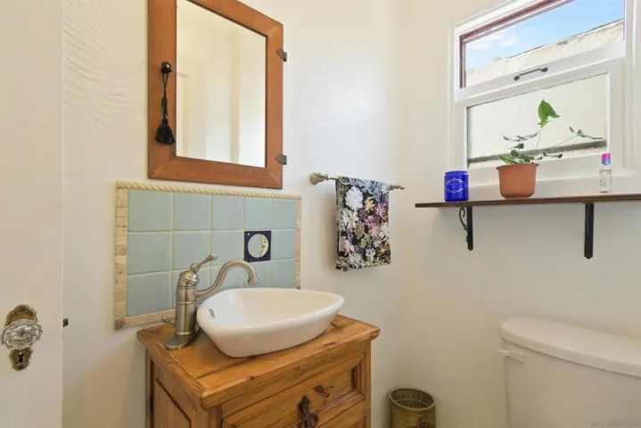 1032 Alberta Pl, San Diego, California 92103