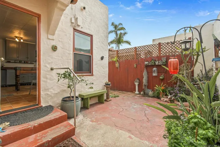 1032 Alberta Pl, San Diego, California 92103