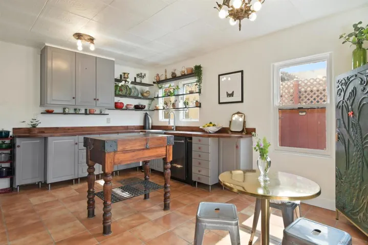 1032 Alberta Pl, San Diego, California 92103