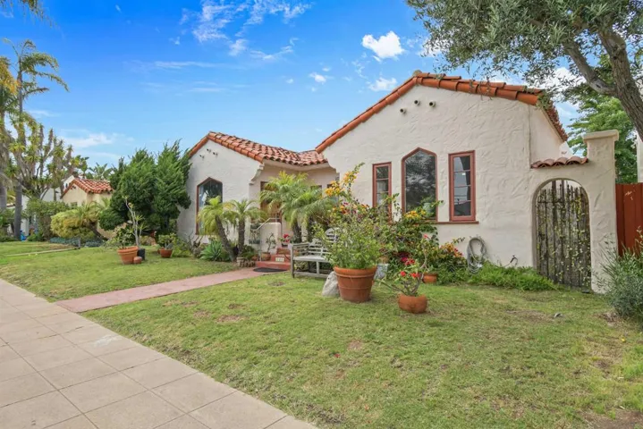 1032 Alberta Pl, San Diego, California 92103