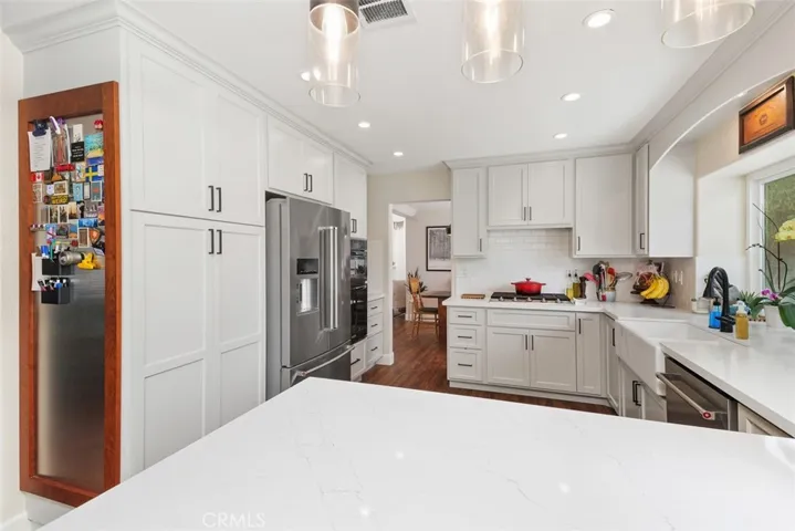 45620 Hopactong Street, Temecula, California 92592