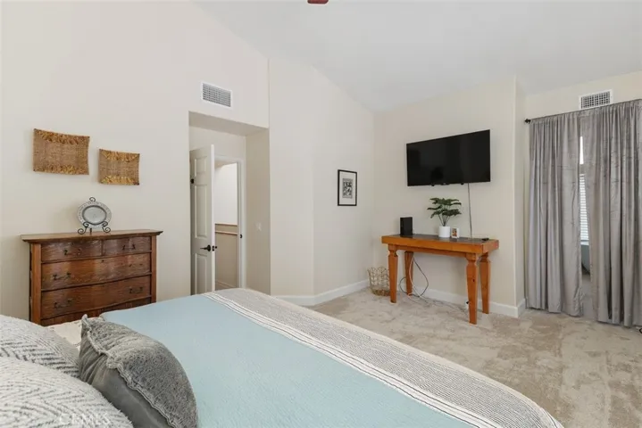45620 Hopactong Street, Temecula, California 92592