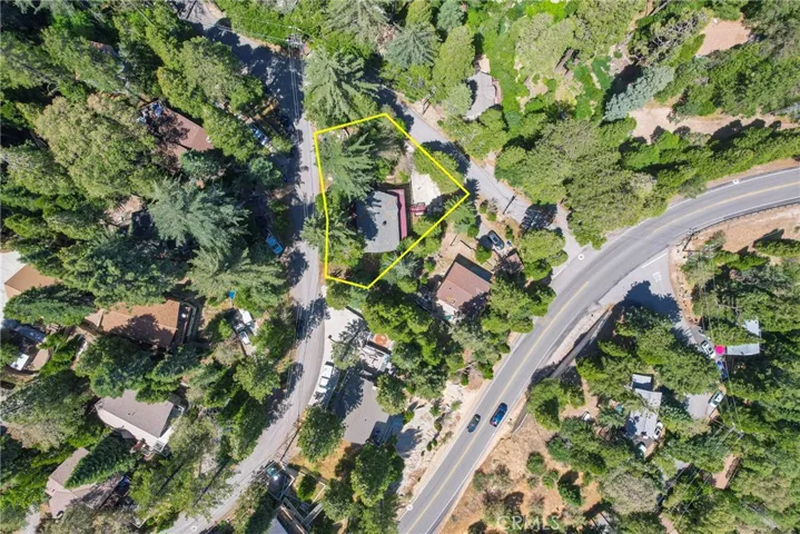 24495 Geneva Drive, Crestline, California 92325