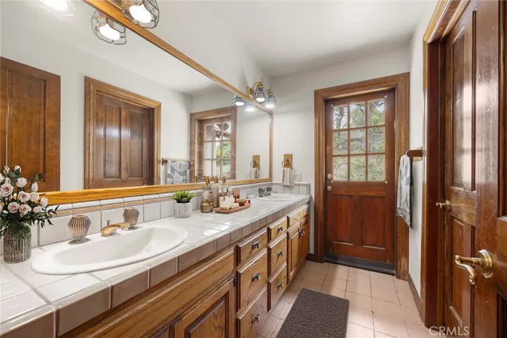 7580 E Martella Lane, Anaheim Hills, California 92808