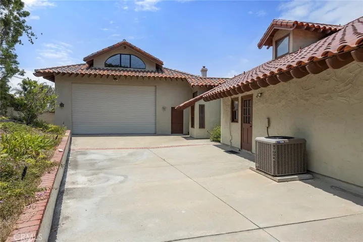 7580 E Martella Lane, Anaheim Hills, California 92808