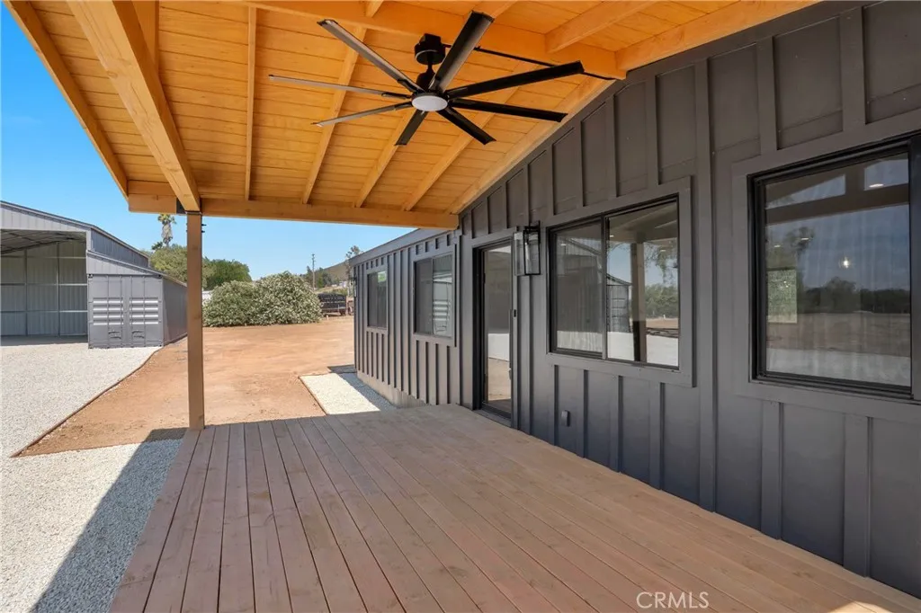 33320 Fowler Drive, Menifee, California 92596 home-pic-9