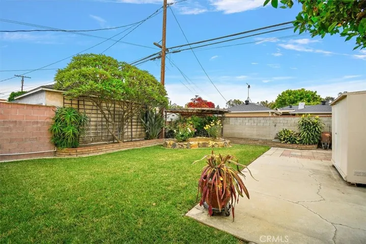 6014 Eckleson Street, Lakewood, California 90713