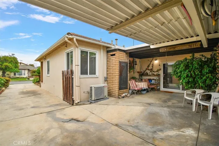 6014 Eckleson Street, Lakewood, California 90713