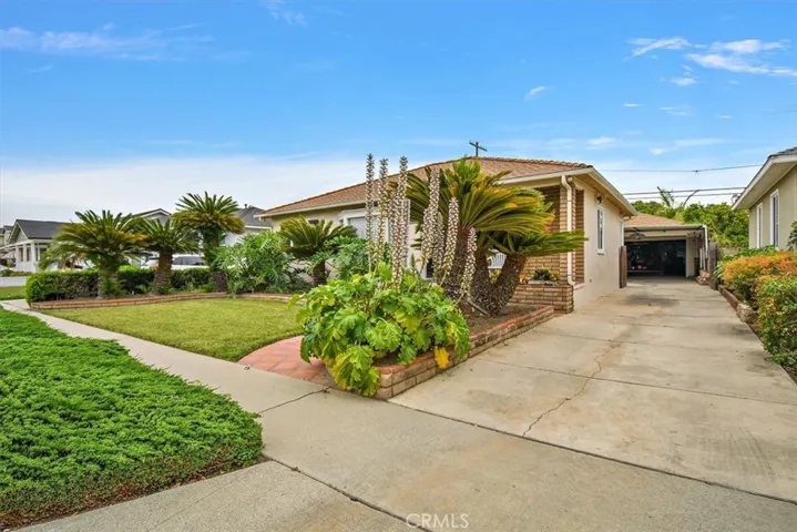 6014 Eckleson Street, Lakewood, California 90713