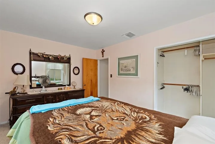 6014 Eckleson Street, Lakewood, California 90713