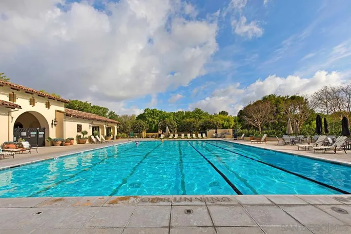 42 Paperwhite, Irvine, California 92603