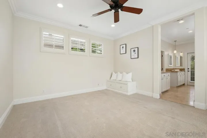 42 Paperwhite, Irvine, California 92603