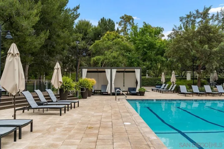 42 Paperwhite, Irvine, California 92603