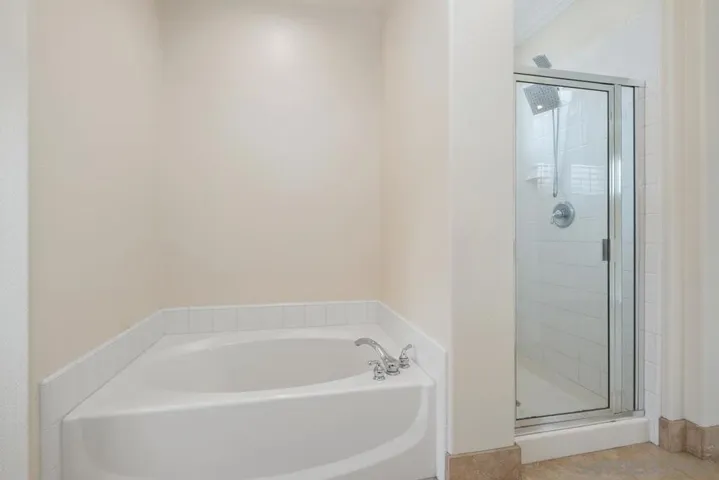 42 Paperwhite, Irvine, California 92603