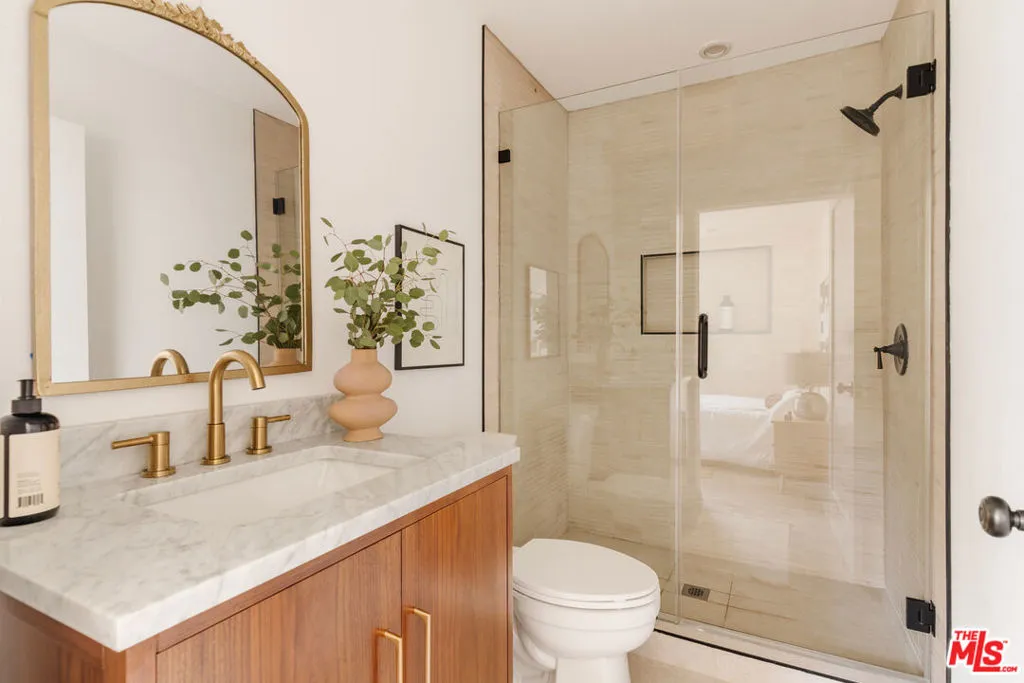 3501 Hillcrest Drive, Los Angeles, California 90016 home-pic-33