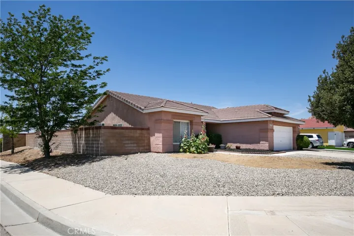 44303 Freer Way, Lancaster, California 93536