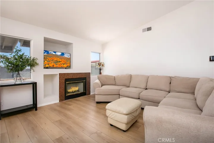 44303 Freer Way, Lancaster, California 93536