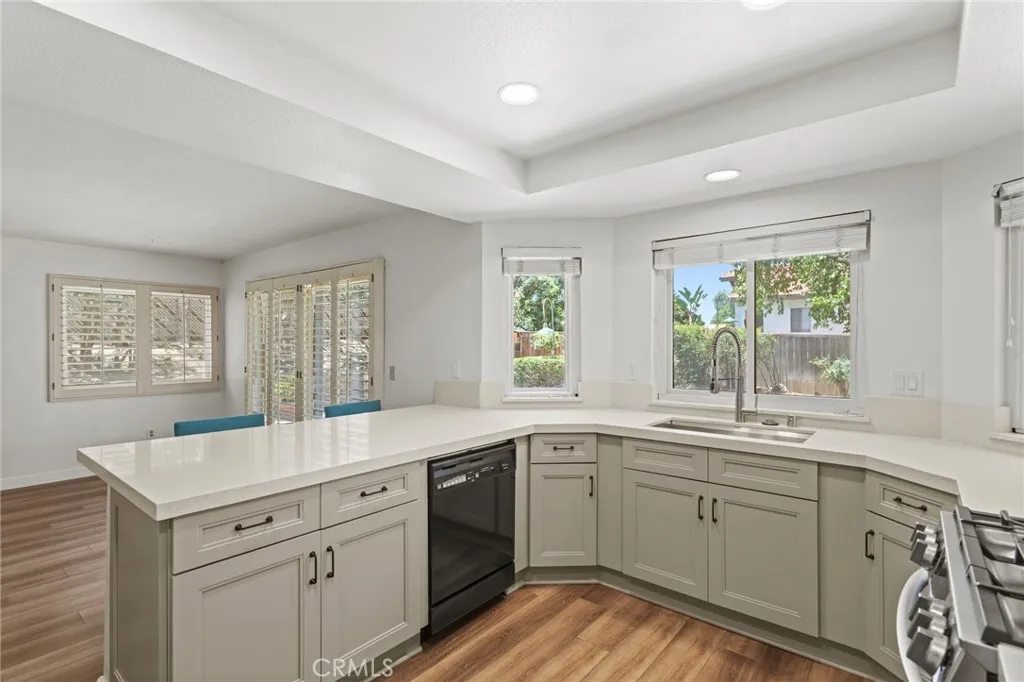 162 Lakeside Avenue, Redlands, California 92373 home-pic-11