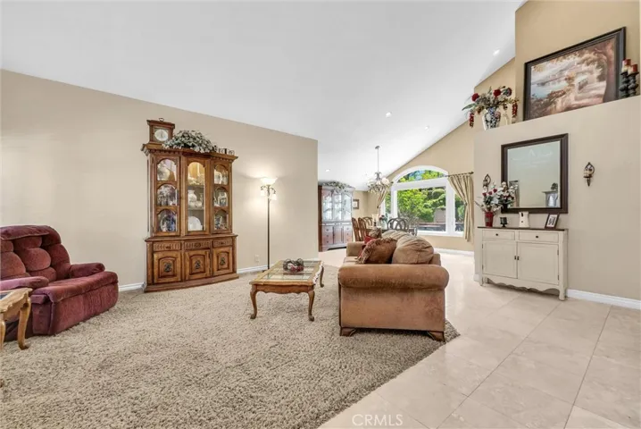 5435 Via Mariposa, Yorba Linda, California 92887