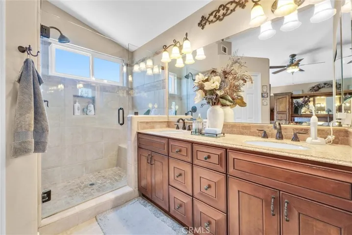 5435 Via Mariposa, Yorba Linda, California 92887