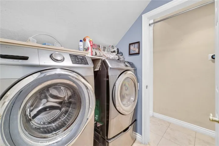 5435 Via Mariposa, Yorba Linda, California 92887