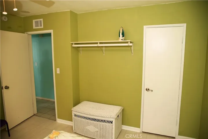 Closet to the left. Extra hanging space.