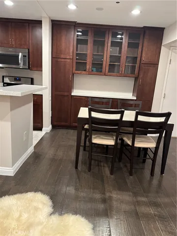 10960 Ashton Way 303, Los Angeles, California 90024