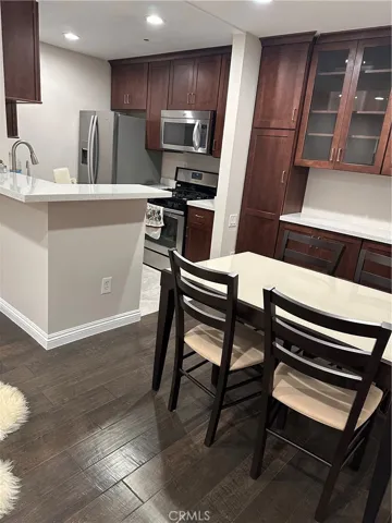 10960 Ashton Way 303, Los Angeles, California 90024