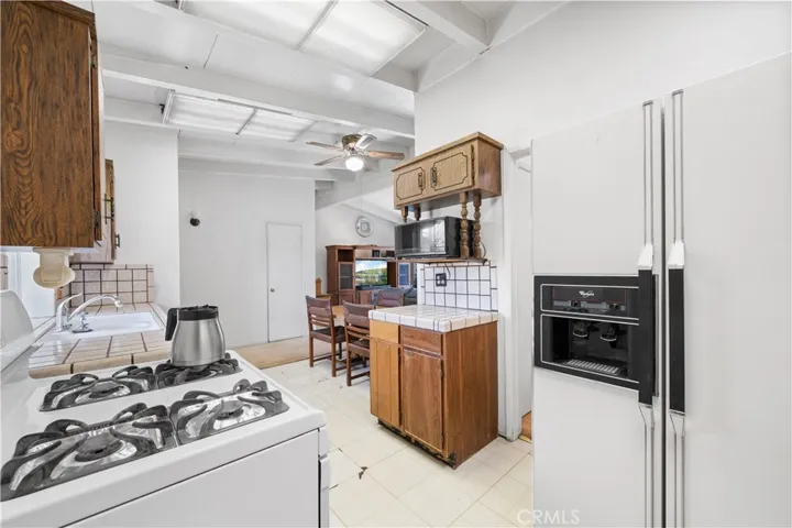16140 Bycroft Street, Hacienda Heights, California 91745