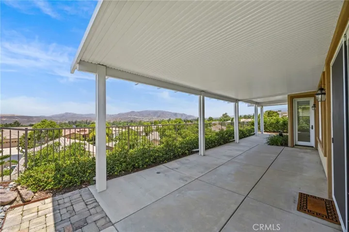 9116 Pinyon Point Court, Corona, California 92883