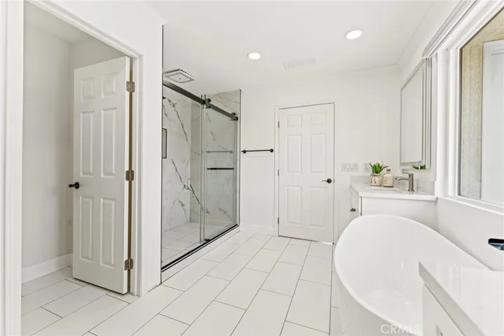 21492 Countryside Drive, Lake Forest, California 92630