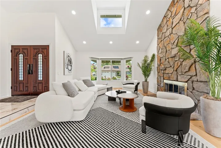 21492 Countryside Drive, Lake Forest, California 92630