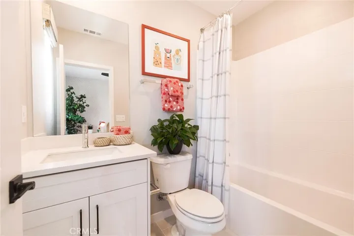 15218 Janine Drive 2, Whittier, California 90605