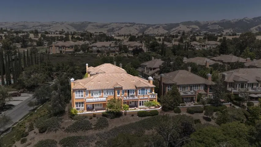 5365 Silver Knoll Court, San Jose, California 95138