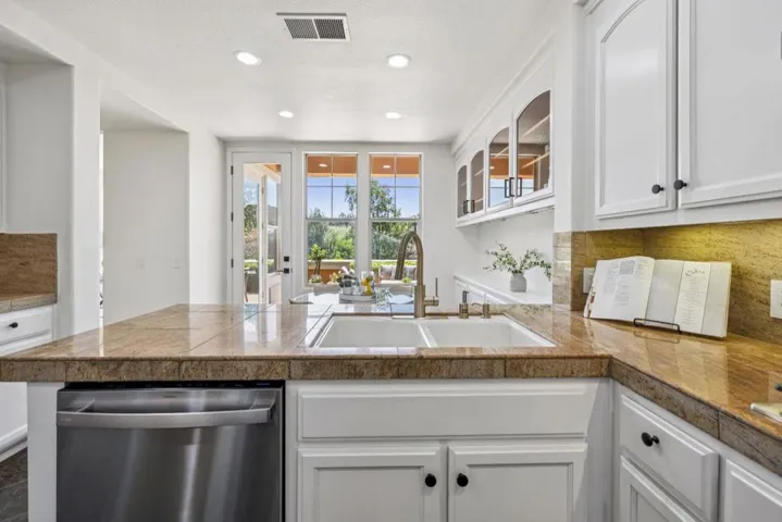 5365 Silver Knoll Court, San Jose, California 95138