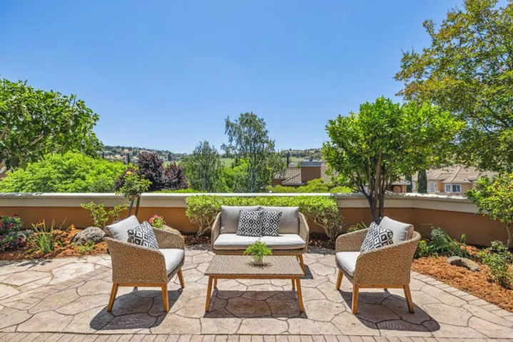 5365 Silver Knoll Court, San Jose, California 95138