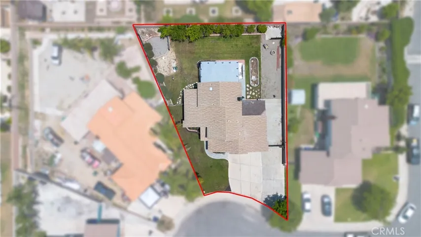 1534 W Summerset Drive, Rialto, California 92377
