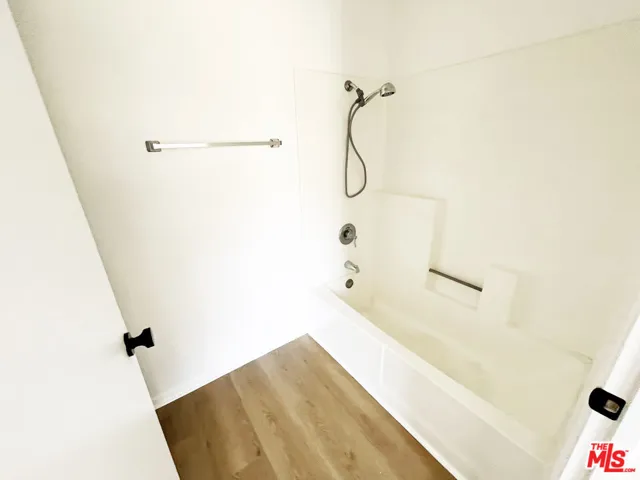 4180 Marlton Avenue 14, Los Angeles, California 90008
