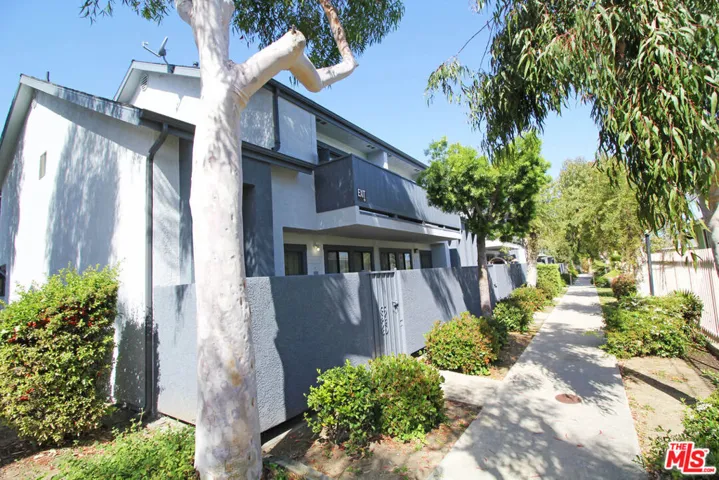 4180 Marlton Avenue 14, Los Angeles, California 90008