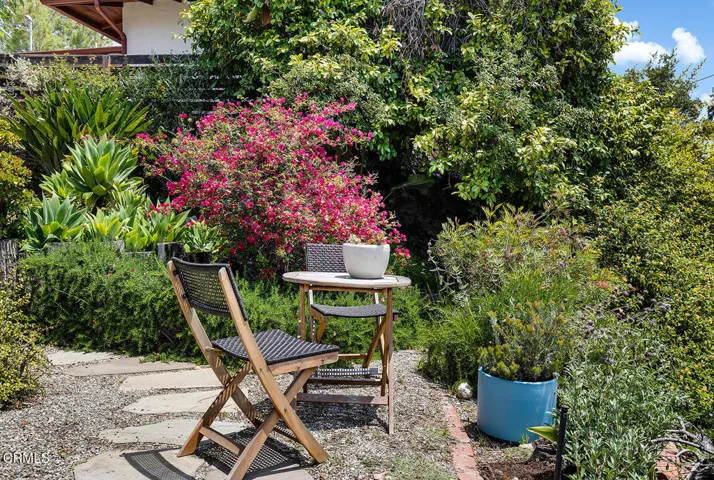 405 Sequoia Dr 008-mls