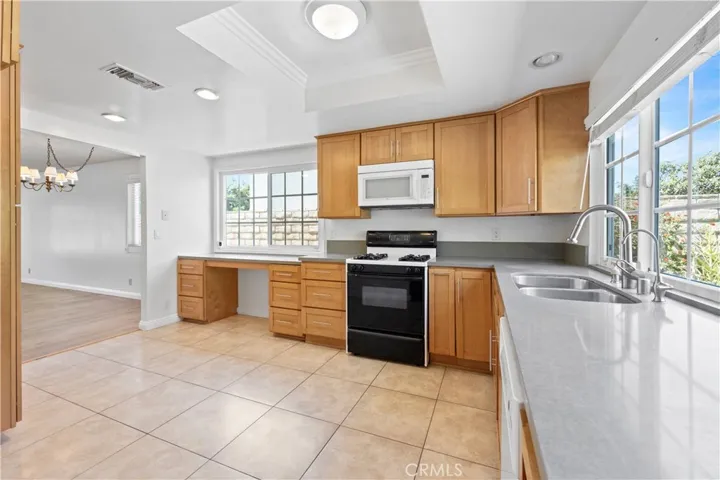 1736 Park Lawn Road, Hacienda Heights, California 91745