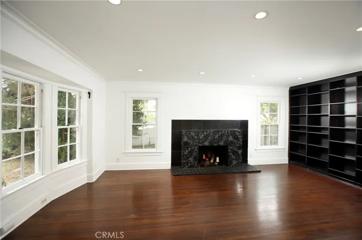 738 S Norton Avenue, Los Angeles, California 90005