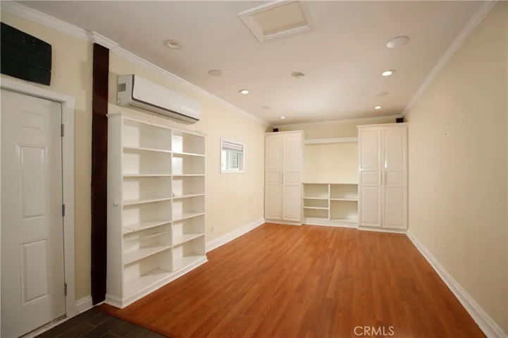 738 S Norton Avenue, Los Angeles, California 90005