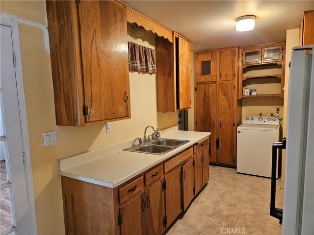 35798 Frontier, Yermo, California 92398