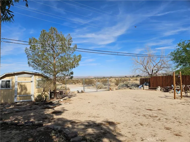 35798 Frontier, Yermo, California 92398