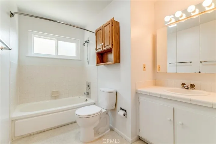 1231 Woodside Drive, San Luis Obispo, California 93401
