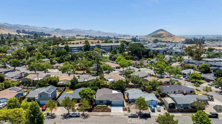 1231 Woodside Drive, San Luis Obispo, California 93401