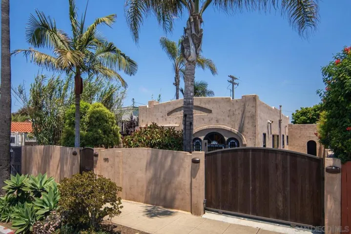4978 W Point Loma Blvd, San Diego, California 92107